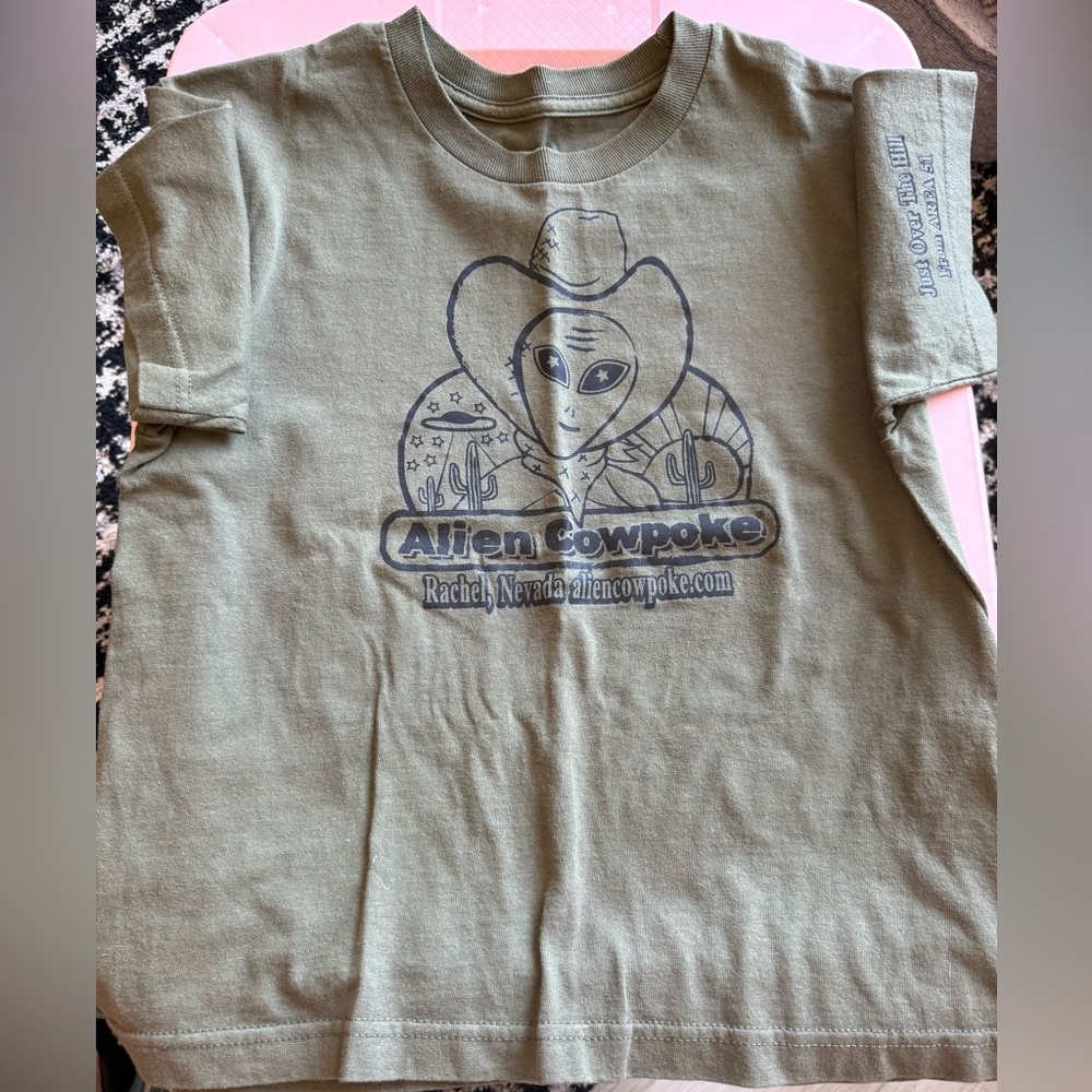 Alien Cowpoke Graphic T-Shirt